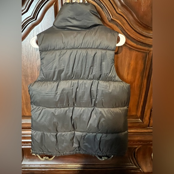 Black old navy quilted puffer vest - Picture 2 of 3